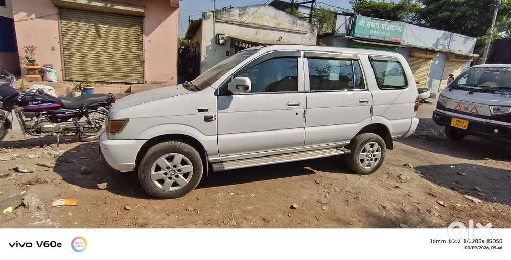 Chevrolet Tavera 2014