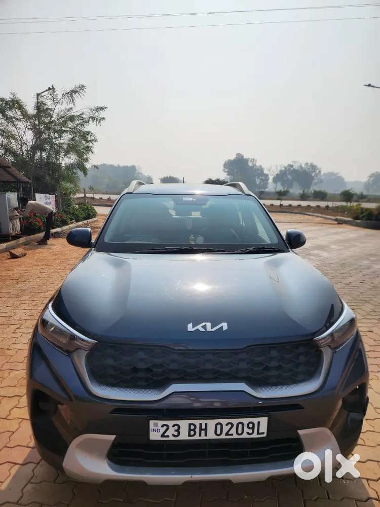 Kia Sonet 2023 Petrol 15000 Km Driven