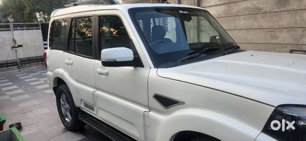 Mahindra Scorpio Classic Diesel 2018