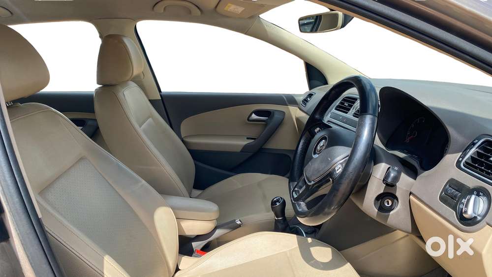 Volkswagen Vento 2010-2013 Petrol Highline, 2017, Petrol