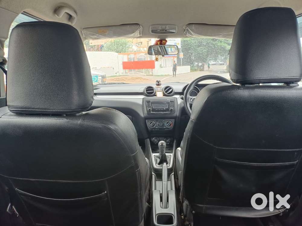 Maruti Suzuki Swift Vxi 1.2 Abs Bs-iv, 2018, Petrol