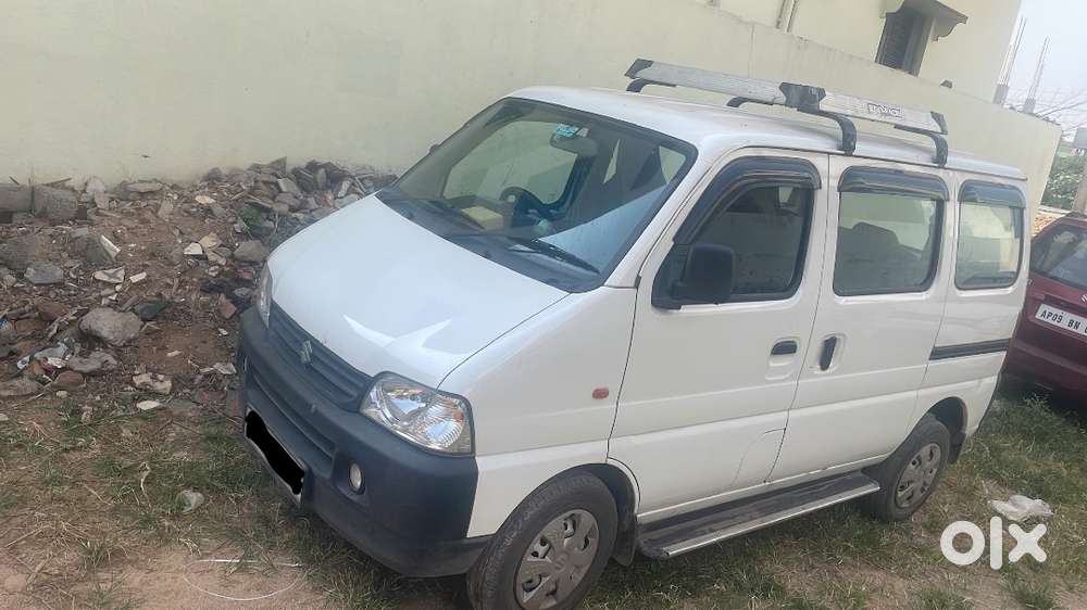Maruti Suzuki Eeco 2025 Cng Fitted