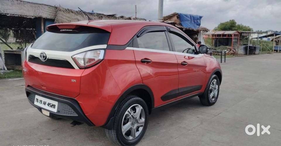 Tata Nexon 1.2 Revotron Xm (s), 2018, Diesel