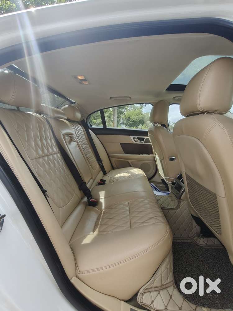 Jaguar Xf Petrol 2014