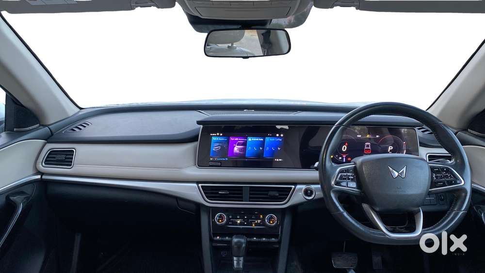 Mahindra Xuv700 2.2 Ax 7 Diesel At Luxury Pack Str, 2021, Diesel