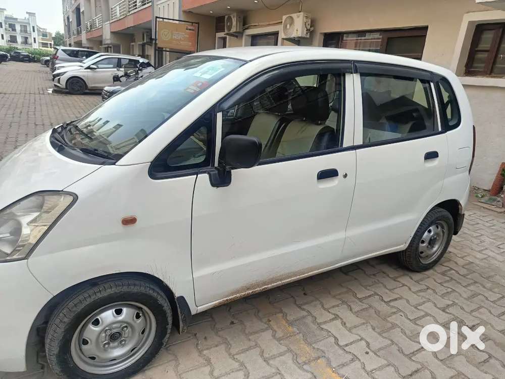 Maruti Suzuki Estilo Lxi 2009