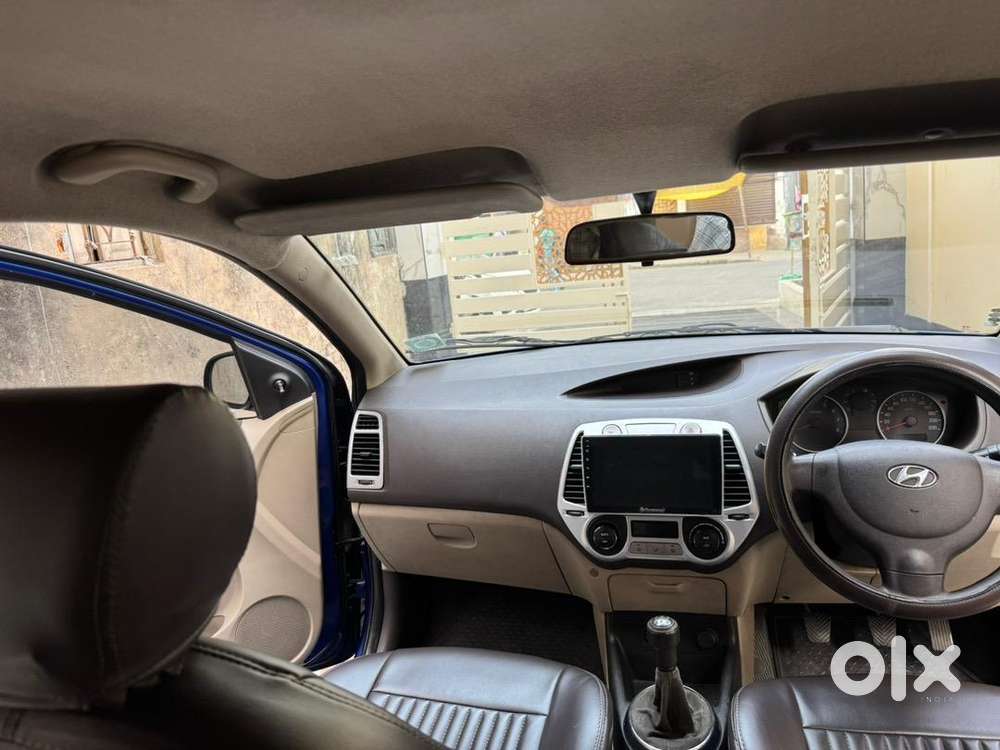 Hyundai Petrol Manual 2010 Magna