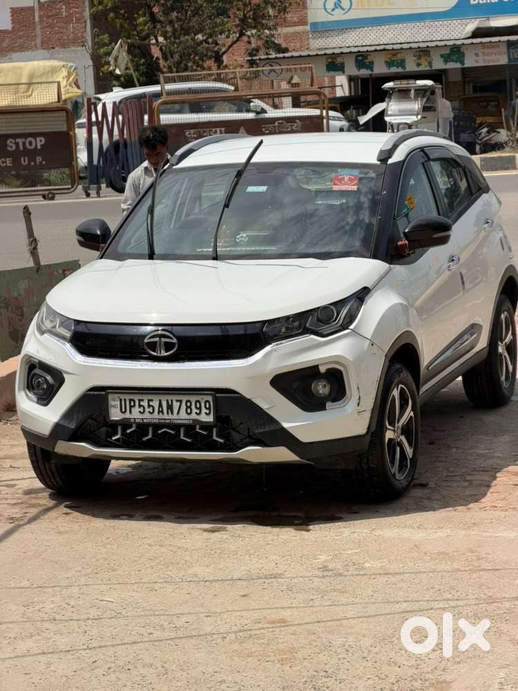 2023 Tata Nexon Petrol Manual