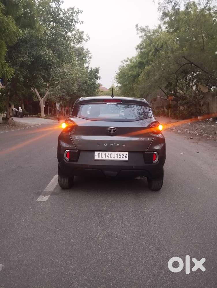 Tata Punch 1.2 Revotron Accomplished Camo Dazzle Amt, 2024, Petrol