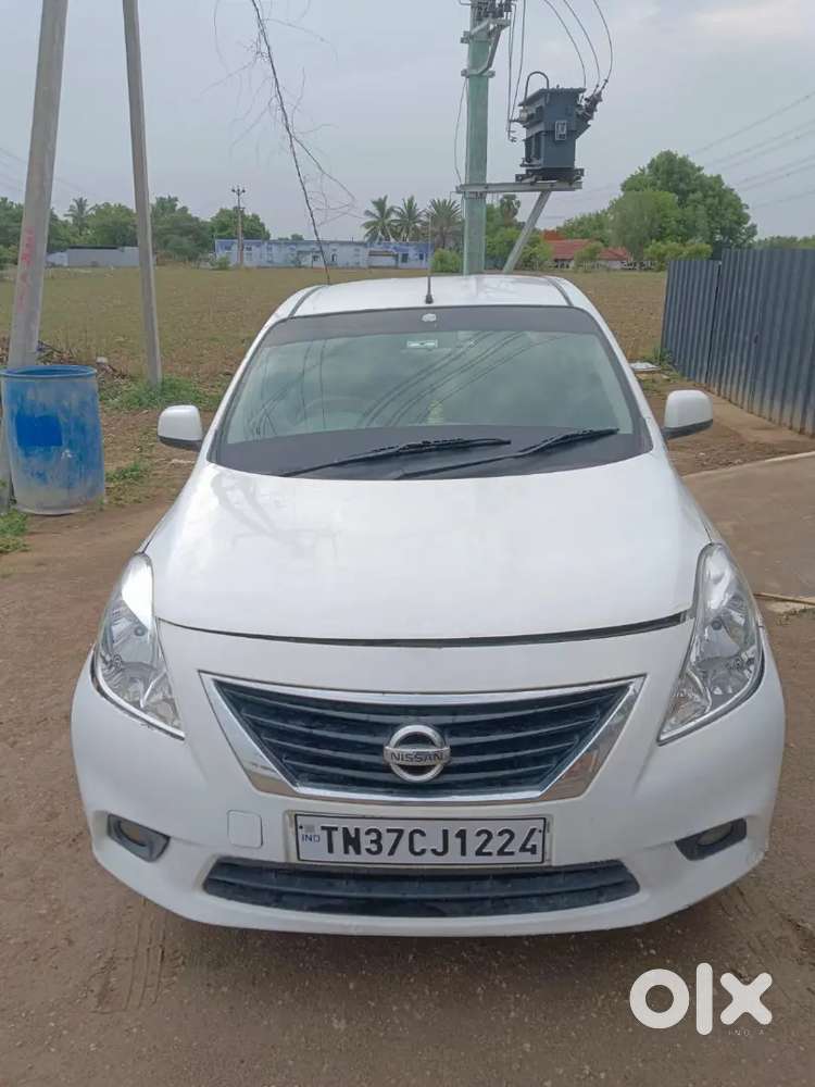 Nissan Sunny 2014