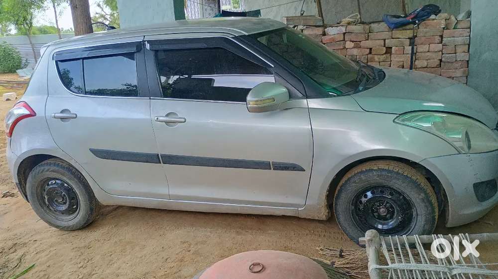 Maruti Suzuki Swift Dzire 2012 Diesel Manual