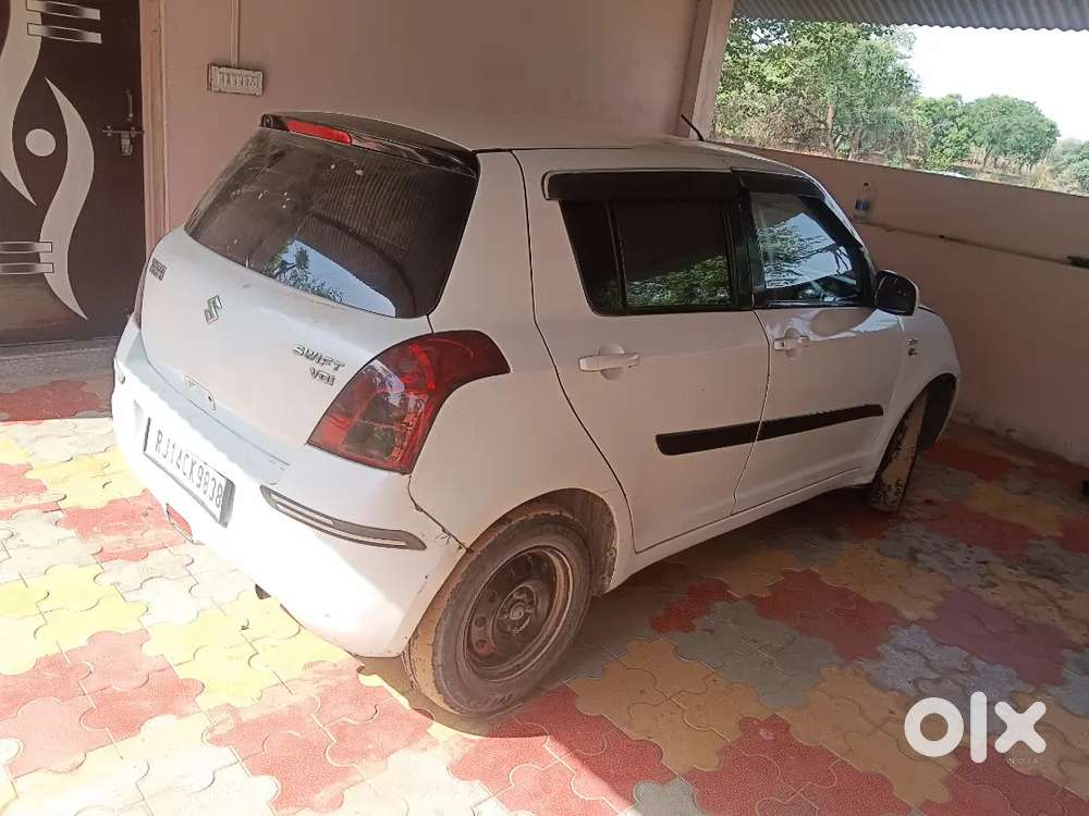 Maruti Suzuki Swift 2010.11va Mhne  Ki Hai Diesel 160000