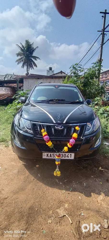 Mahindra Xuv500 W8 2013