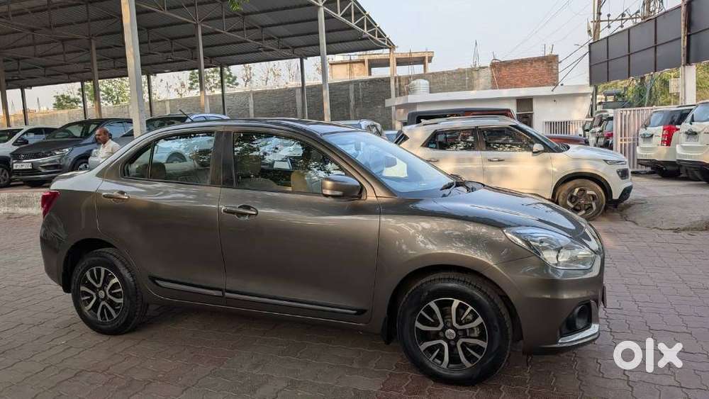 Maruti Suzuki Dzire 1.2 Vxi Cng, 2023, Cng & Hybrids