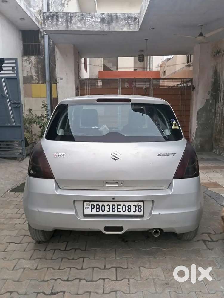 Maruti Suzuki Swift 2007 Cng & Hybrids 199999 Km Driven