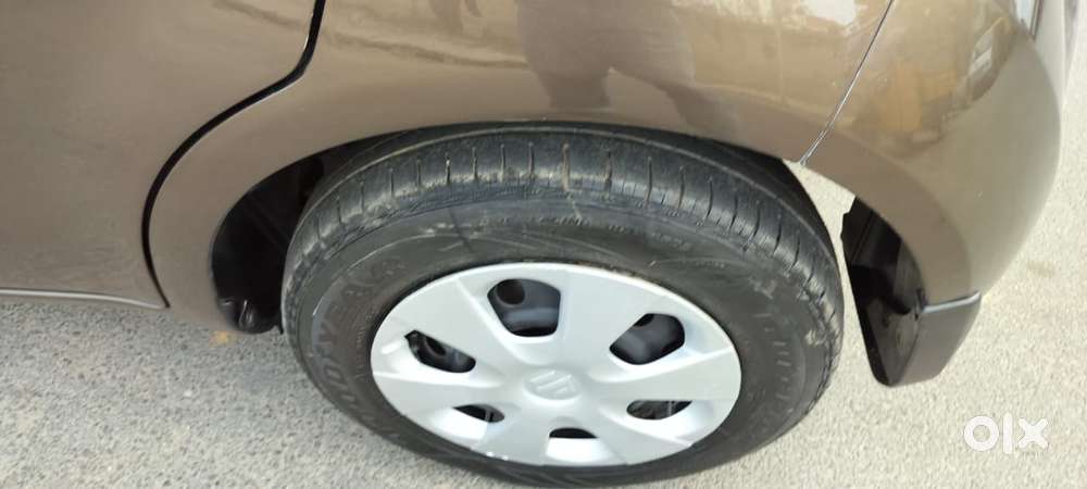 Maruti Suzuki Ritz Vxi, 2013, Petrol