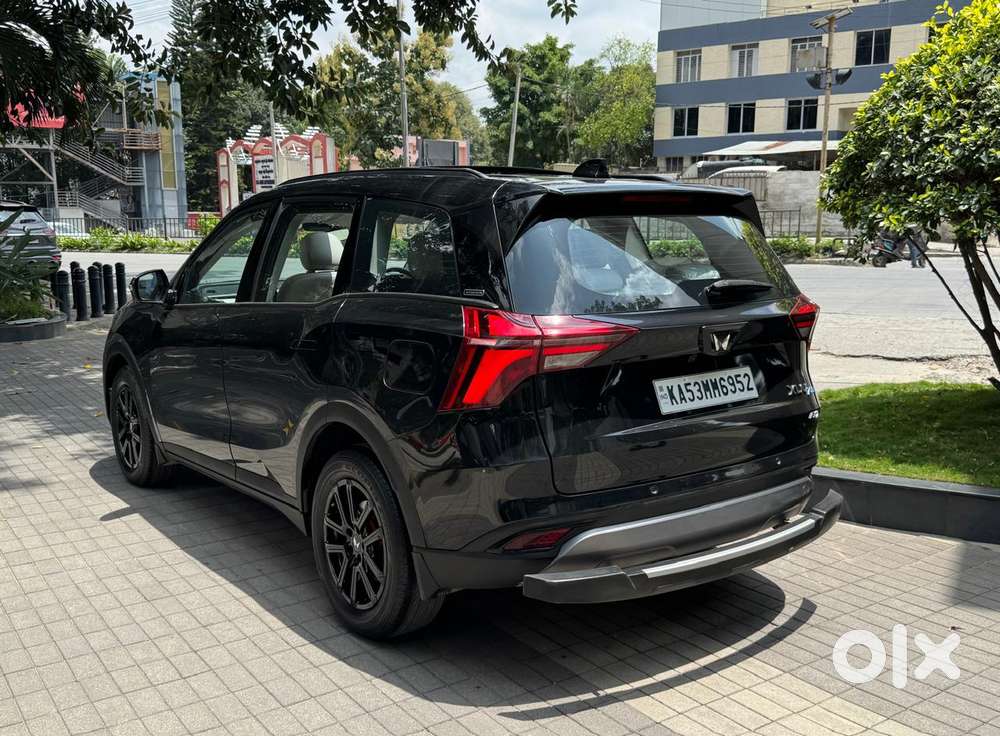 Mahindra Xuv700 2.2 Ax 7 Diesel At Str, 2024, Diesel