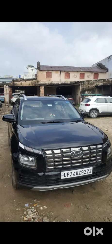 Hyundai Venue V I P No 1st Owner