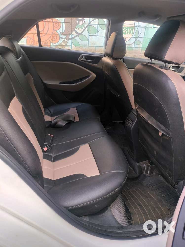 Hyundai Elite I20 Sportz (o) 1.2, 2015, Petrol