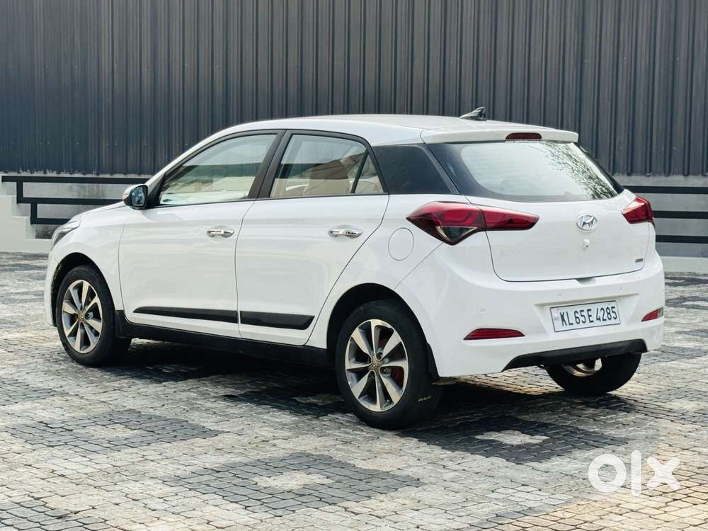 Hyundai Elite I20 Sportz (o) 1.2, 2014, Petrol