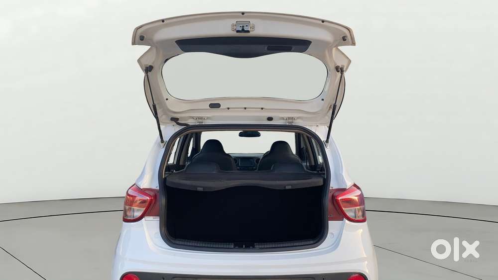 Hyundai Grand I10 [2017-2020] 1.2 Kappa Vtvt Sportz At, 2018, Petrol