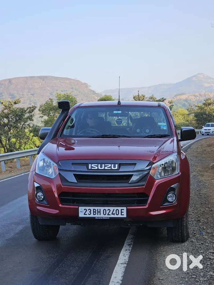 Isuzu Hi-lander 4x2 Mt 2023 Diesel 9050 Km Driven In Mint Condition