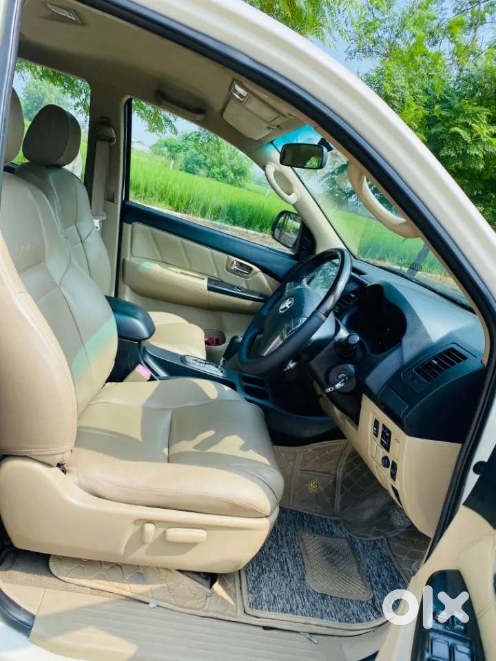 Toyota Fortuner 4x2 At, 2015, Diesel