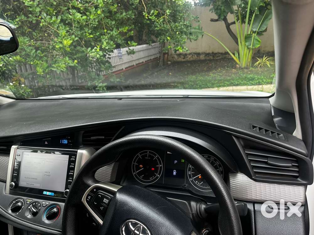 Toyota Innova Crysta 2022 Year