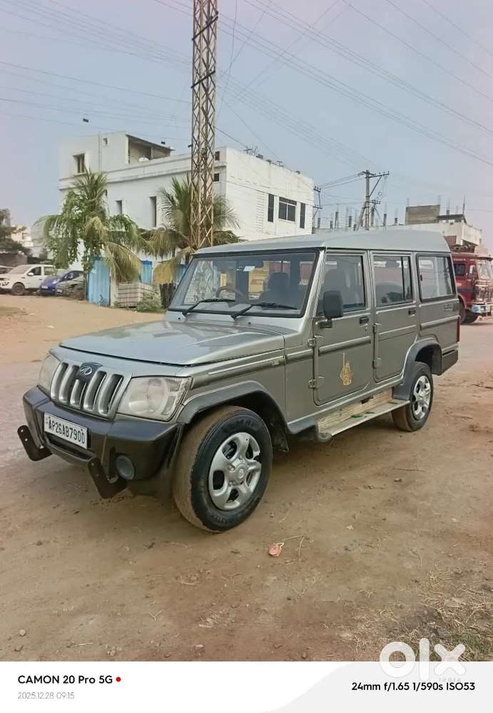 Bolero Xl 10 Seater 
Rc Valid :sep-2031