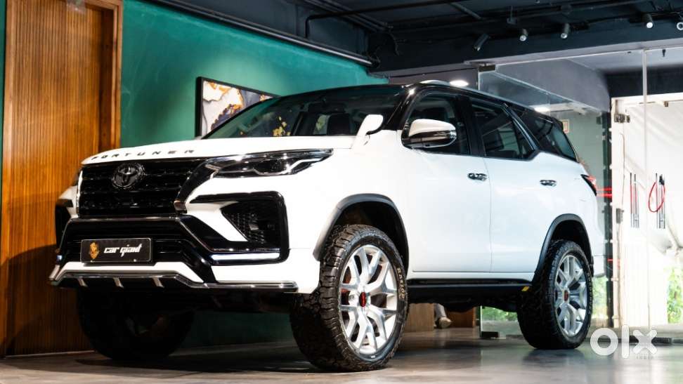 Toyota Fortuner 4x2 At 2.7 Petrol, 2025, Diesel
