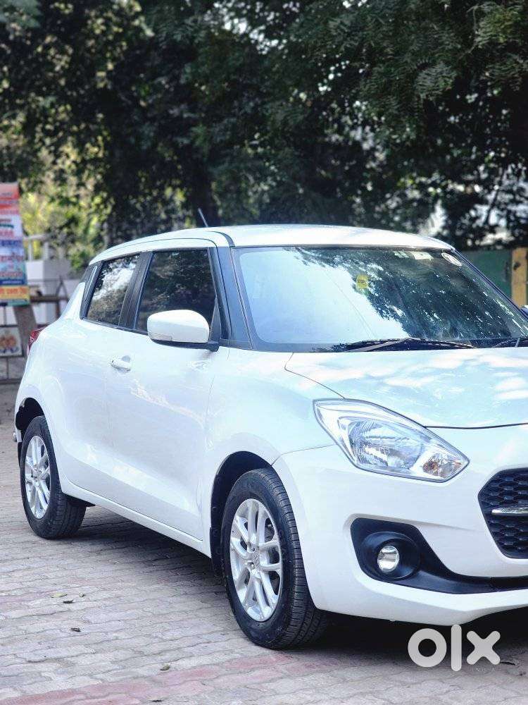 Maruti Suzuki Swift Vvt Zxi, 2020, Petrol