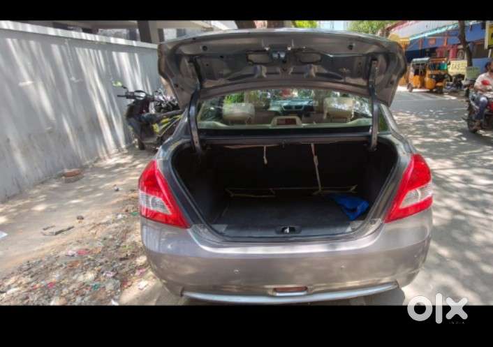 Maruti Suzuki Swift Dzire Zxi + Amt, 2012, Petrol