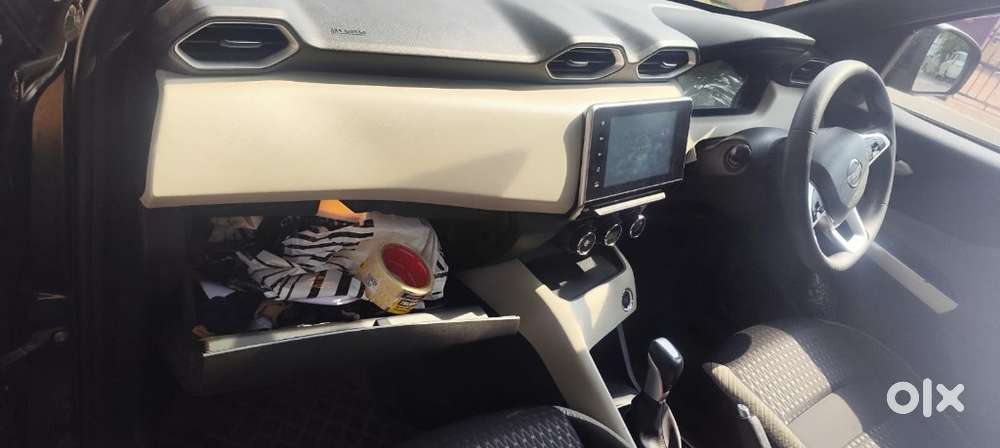 Nissan Magnite 1.0 Xv Turbo Cvt, 2023, Petrol