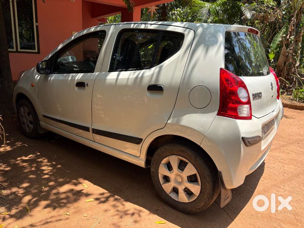 Maruthi Astar (family Car)