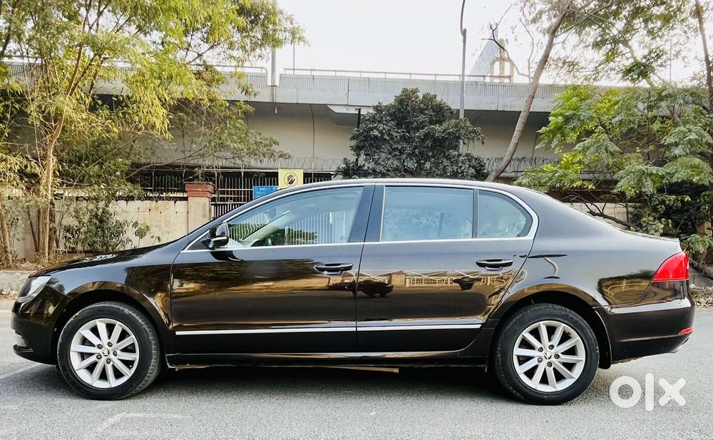 Skoda Superb 1.8 Elegance Tsi At, 2015, Petrol