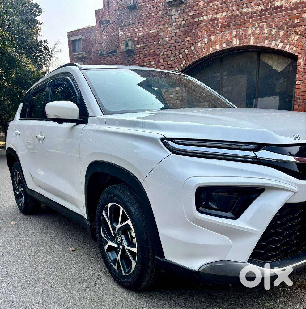 Toyota Urban Cruiser Hyryder 1.5 V Neo Drive At, 2024, Petrol