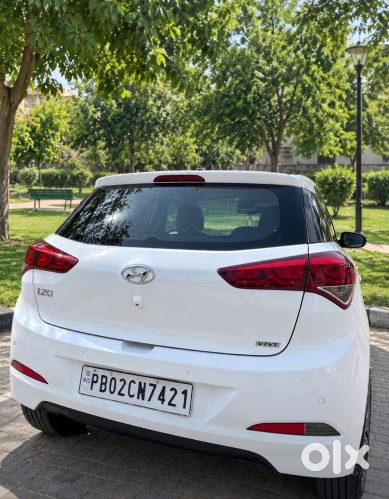 Hyundai I20 Sportz 1.2 Bs-iv, 2015, Petrol