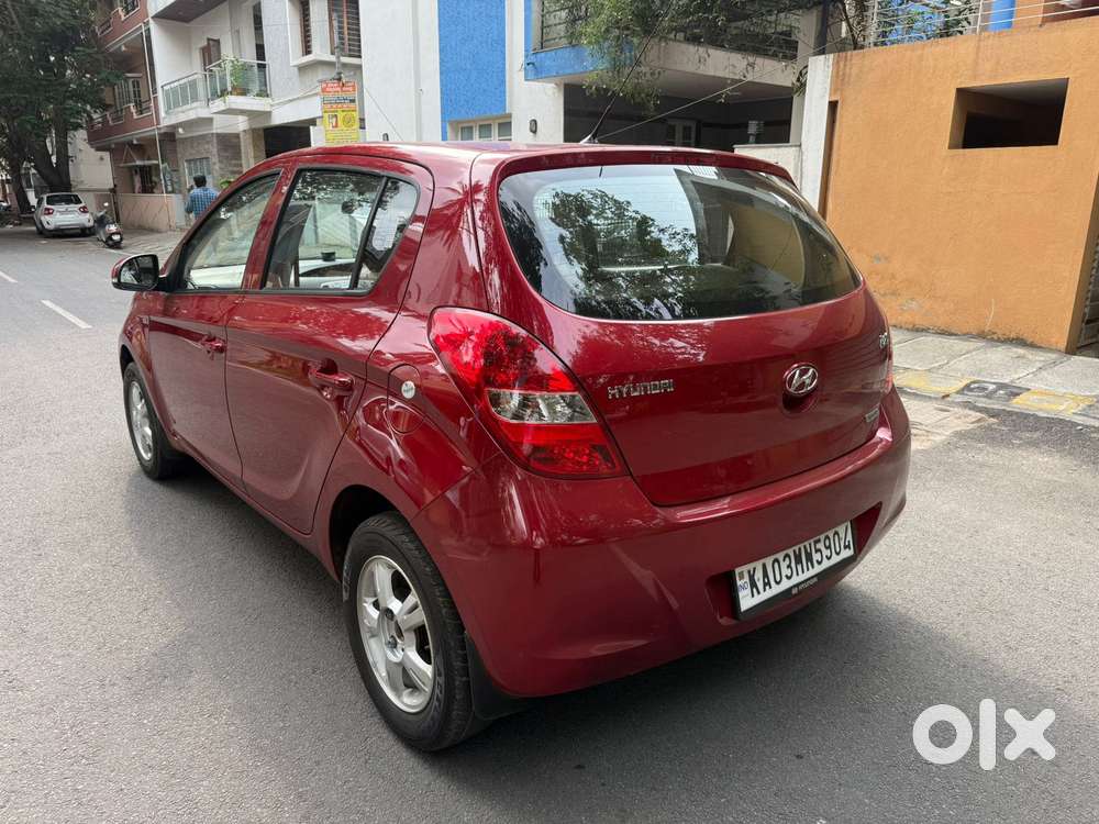 Hyundai I20 2010-2012 1.2 Sportz, 2011, Petrol