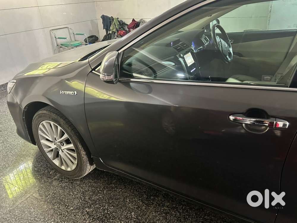 Toyota Camry Hybrid 2017