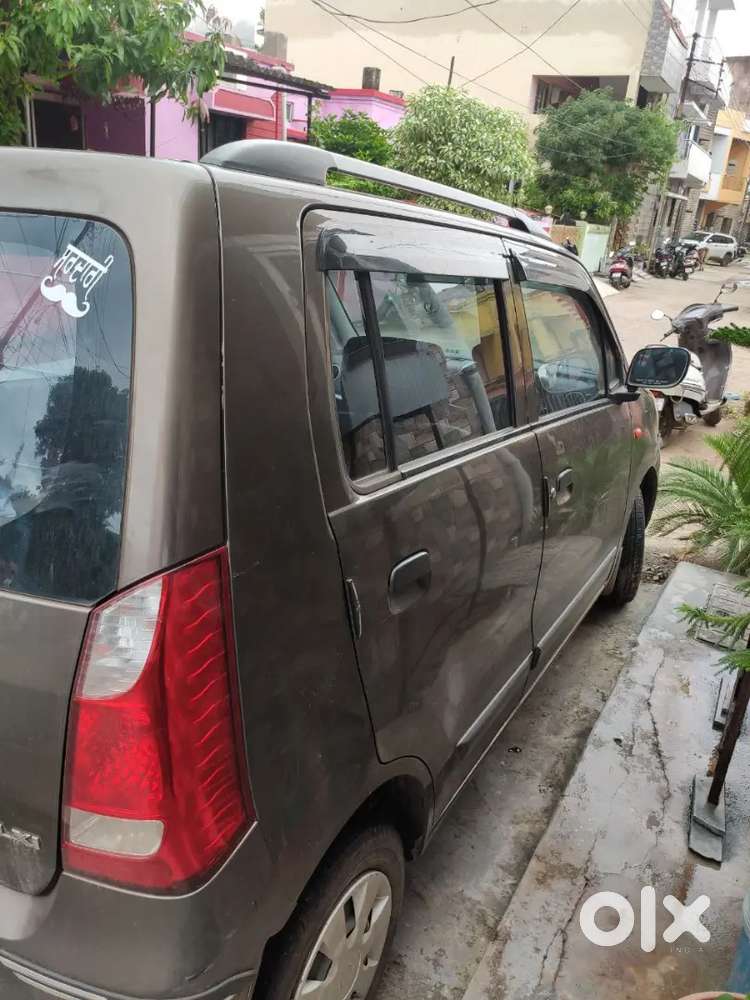 Maruti Suzuki Wagon R Lxi 2012