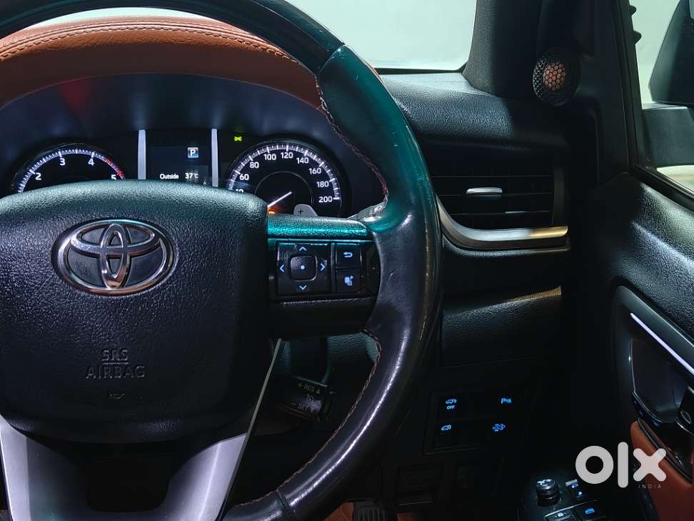 Toyota Fortuner Legender 4x2 At 2.8, 2023, Diesel