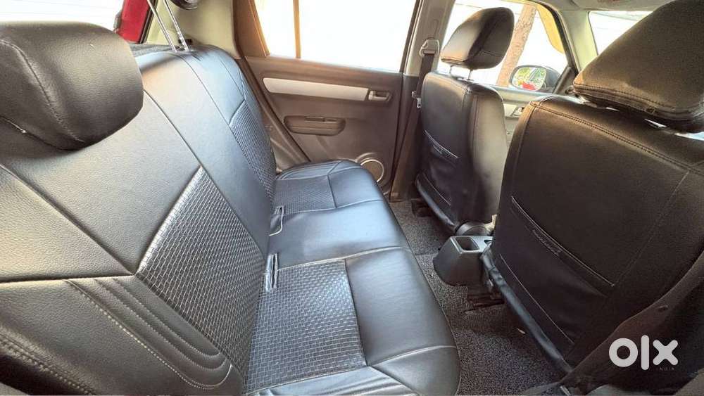 Maruti Suzuki Swift Zxi, 2011, Petrol