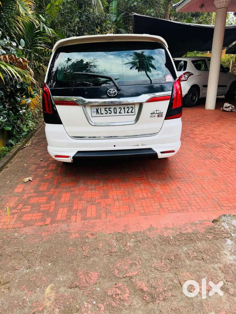 Toyota Innova 2014 Diesel Manual-original Kerala Vehicle