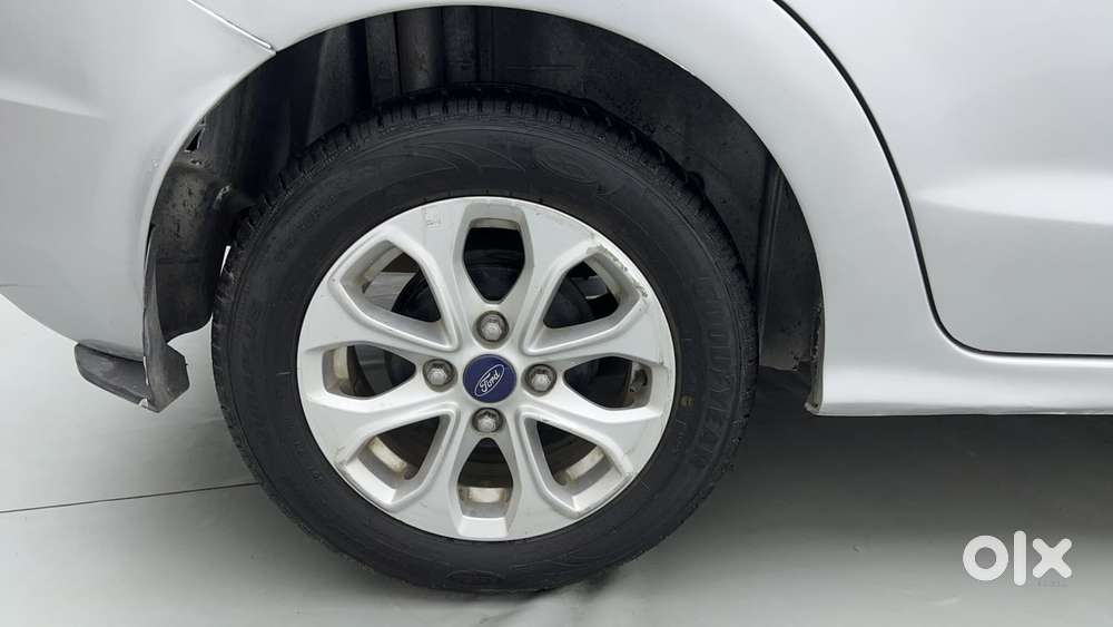 Ford Figo Aspire Titanium, 2017, Petrol