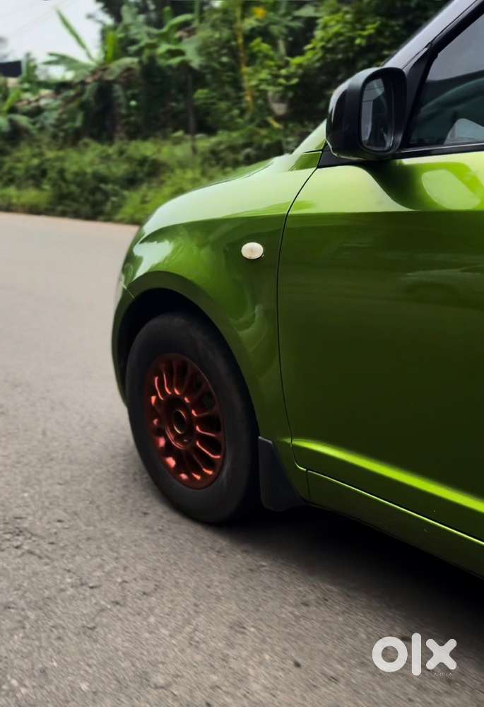 Maruti Suzuki Swift Petrol 2005
