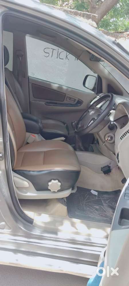 Toyota Innova 2.5 V 7 Str, 2014, Diesel