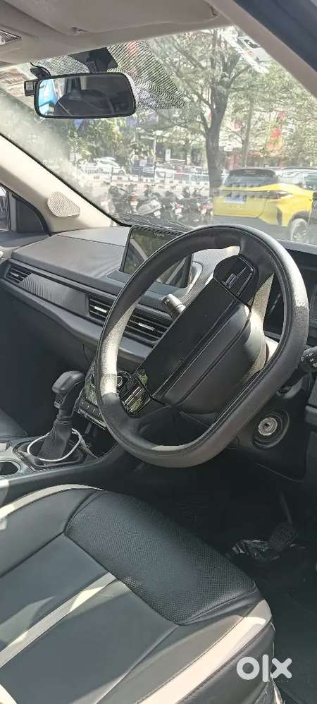 Nexon Smart+ Cng 2025