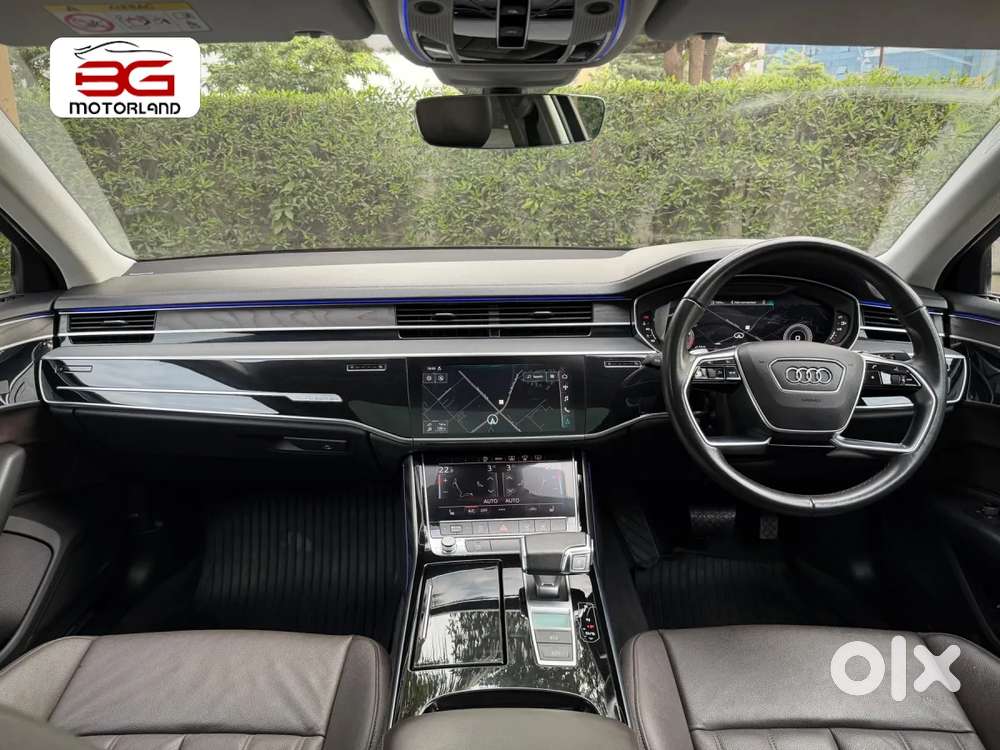 Audi A8 L, 2022, Petrol