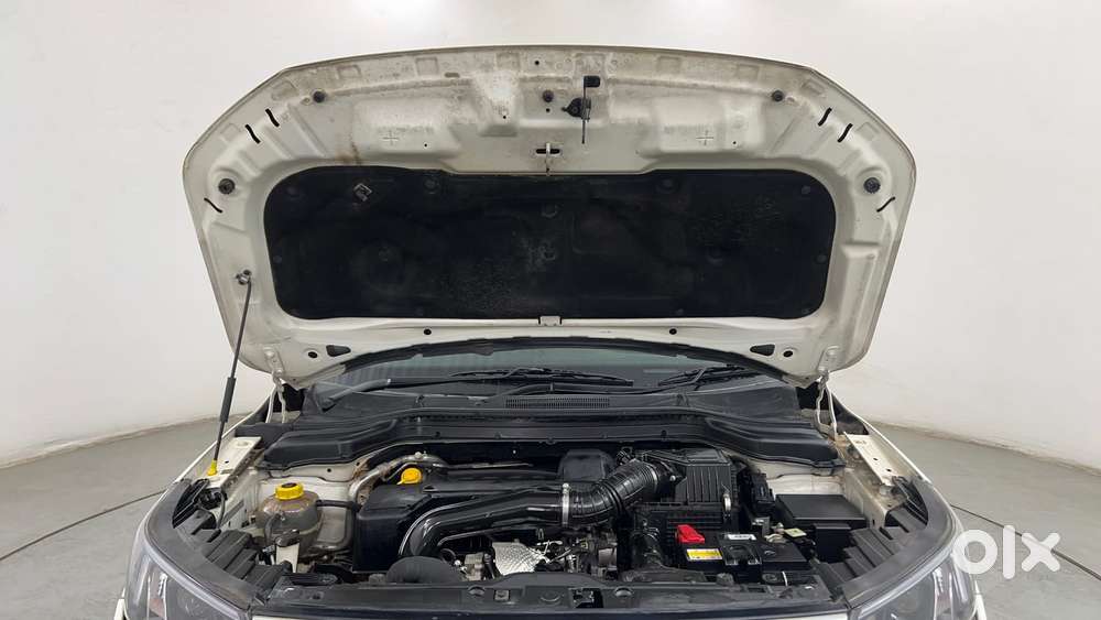 Mahindra Xuv300 W8 Option Diesel, 2023, Diesel
