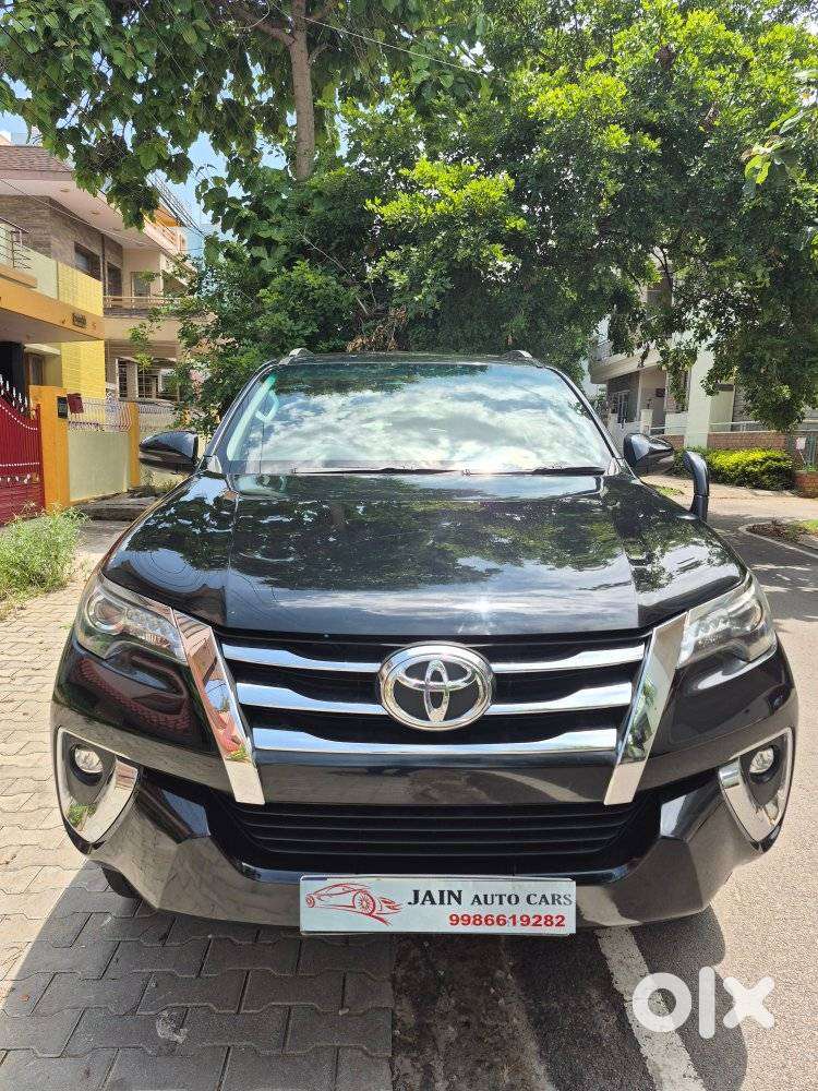 Toyota Fortuner 2.8 2wd Mt, 2019, Diesel